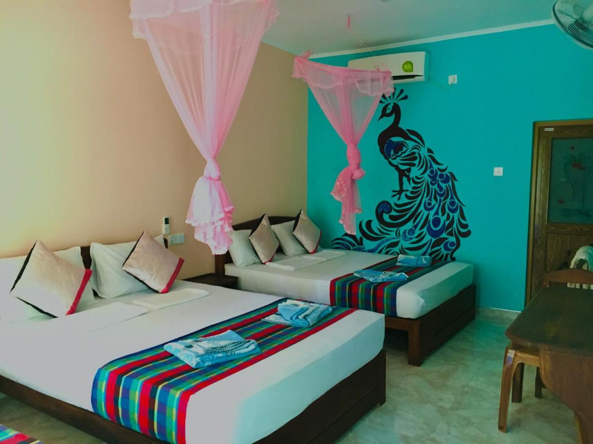 Gangadiya Lodge Σιγκιρίγια Εξωτερικό φωτογραφία