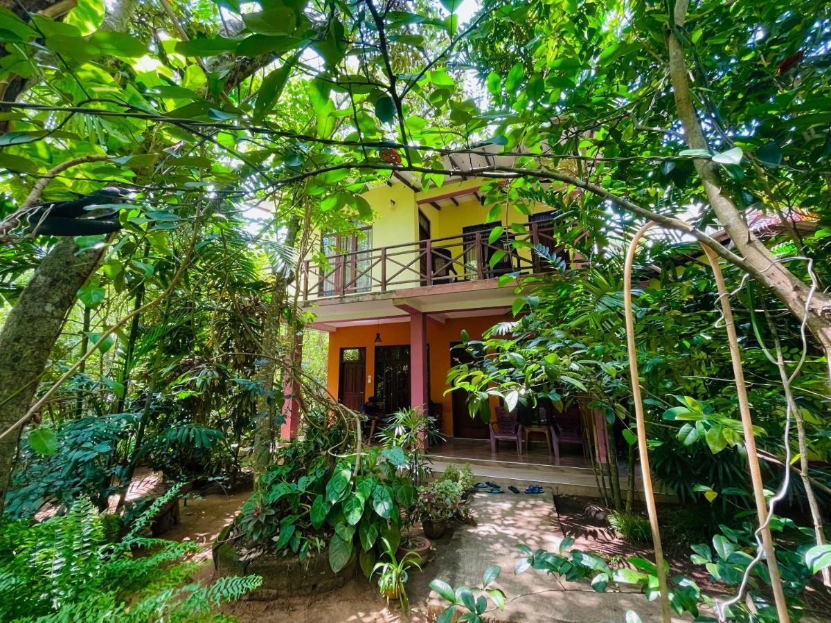 Gangadiya Lodge Σιγκιρίγια Εξωτερικό φωτογραφία