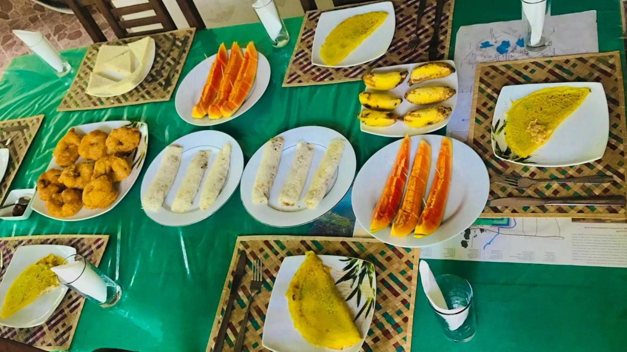 Gangadiya Lodge Σιγκιρίγια Εξωτερικό φωτογραφία