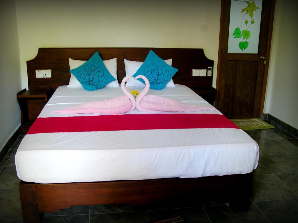 Gangadiya Lodge Σιγκιρίγια Εξωτερικό φωτογραφία